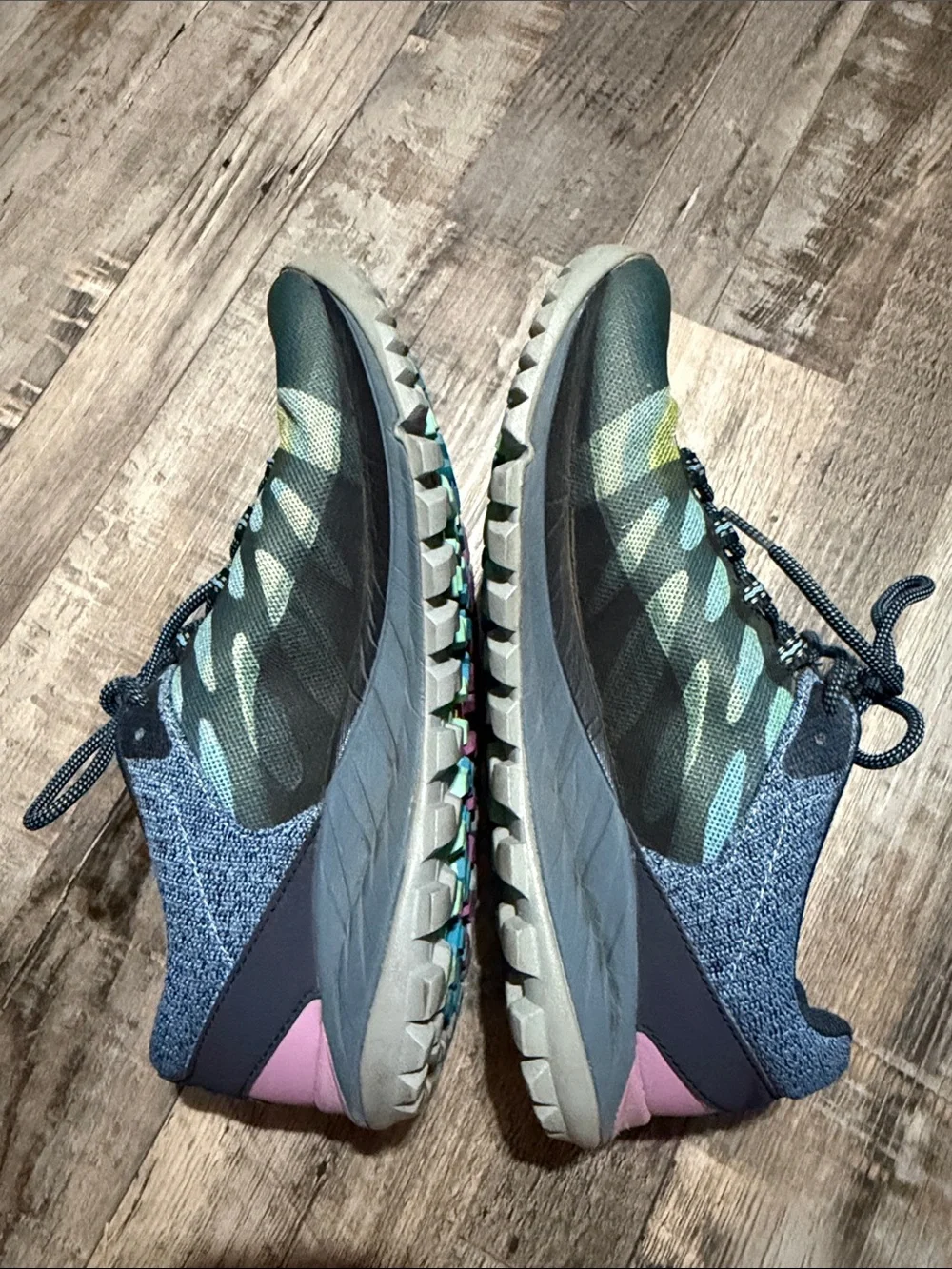 Merrell Women’s Antora 2 Rainbow - Lime, Pink, Yellow, Green, Blue Size 7.5